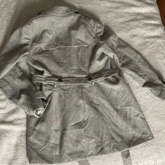 Banana republic women’s large coat - Picture 3 of 3